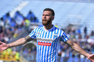 Kad odlučuje kontroverzni biznismen: Morao da ode iz kluba, jer je...