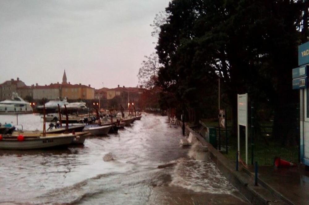 Budva poplava, Foto: Čitalac "Vijesti"