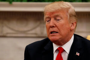 Tramp nije podigao starosnu granicu za oružje