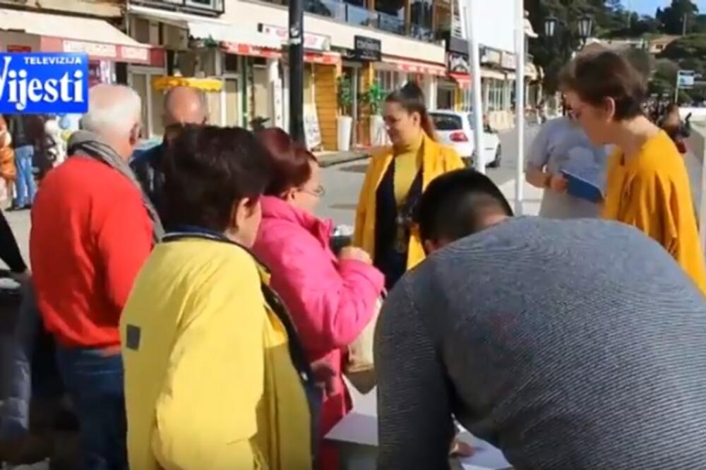 Potpisivanje peticije, Ulcinj, Foto: Screenshot (TV Vijesti)