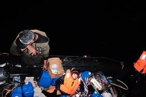 Gumenim čamcem krenuli iz Libije u Evropu kako bi spasili brata...