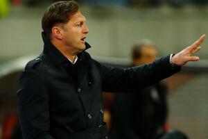 Dortmundu trijumf u nadoknadi derbija, Lajpcig gubi korak