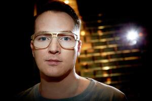 David i Božina idu na nastup DJ Deepa