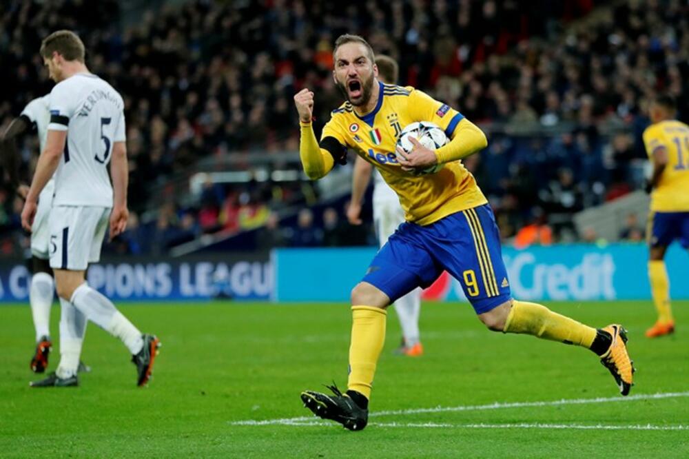 Iguain, Foto: Reuters