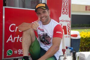 Pogledajte kako je motociklista izbjegao smrt na stazi: Ovo se...