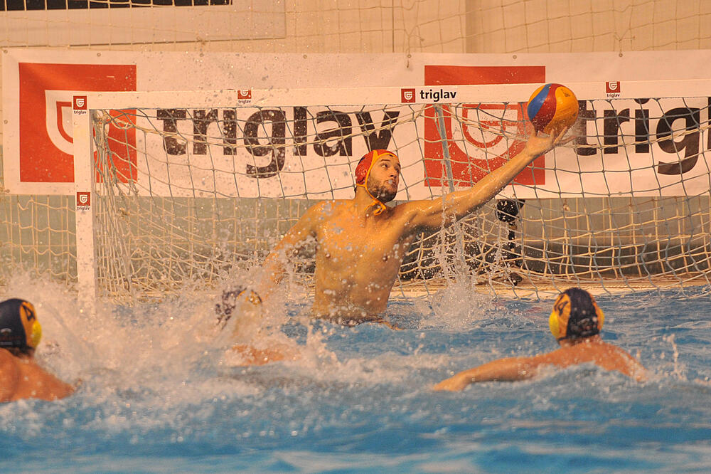 Slaven Kandić VK Jadran Carine, Foto: Savo Prelević