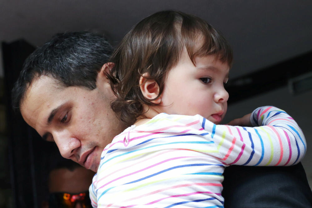 Gvaido sa ćerkom, Foto: Reuters
