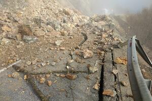 Granični prelaz Dobrakovo i dalje zatvoren za saobraćaj