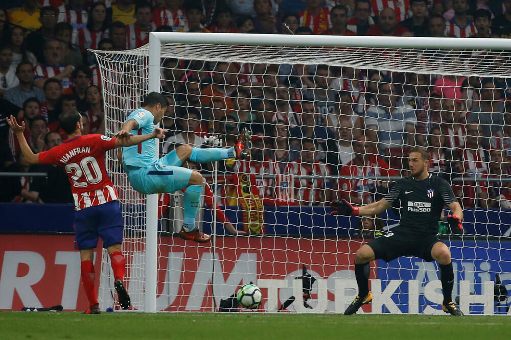 Suares Atletiko Barselona, Foto: Reuters