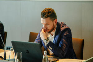 URA: Statistikom žele da prikriju da građani jedva preživljavaju