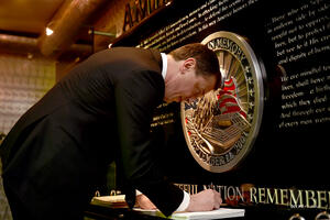 Bošković: Crnogorski oficiri od kraja godine u misiji KFOR-a na...