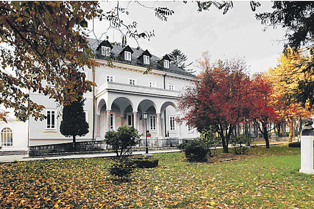 Biblioteka Đurđe Cnojević