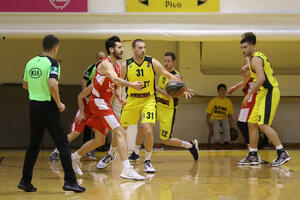 Finalni turnir u Čačku: Lovćenu potrebno čudo