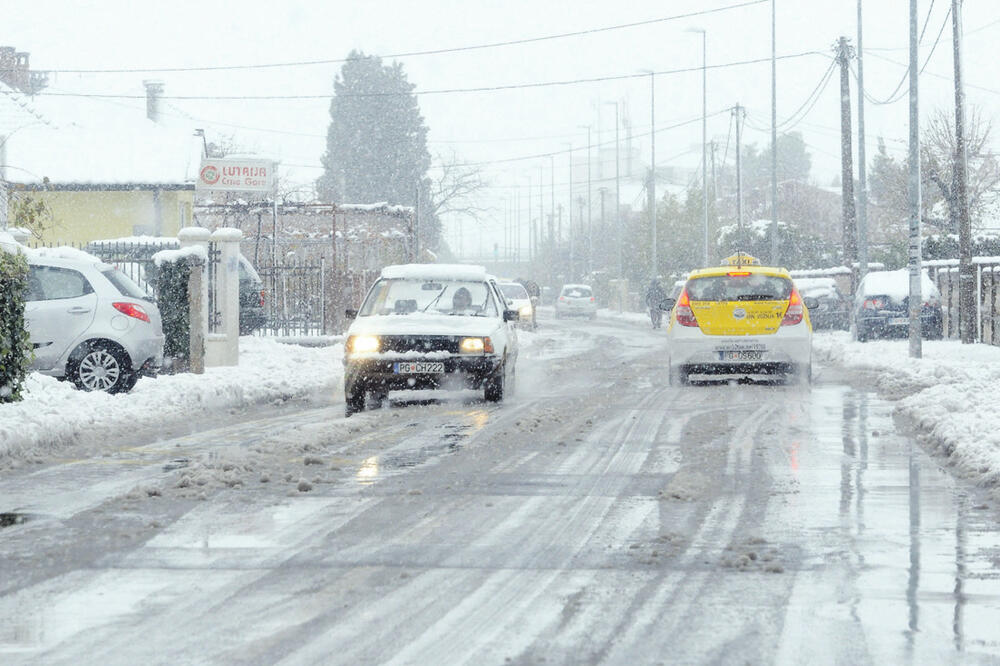 Snijeg Podgorica, Foto: Zoran Đurić