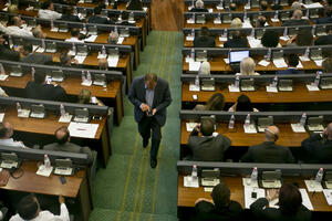 Srpska lista demantovala navode da će glasati za demarkaciju sa...