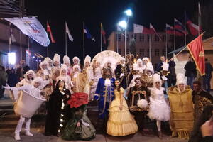 Tivćani na Strumičkom karnevalu: "Ljepotica i zvijer" oduševila...