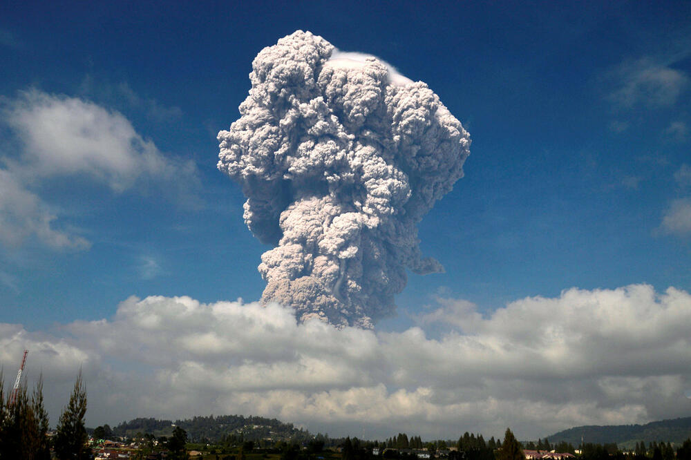 Sinabung, Foto: Reuters