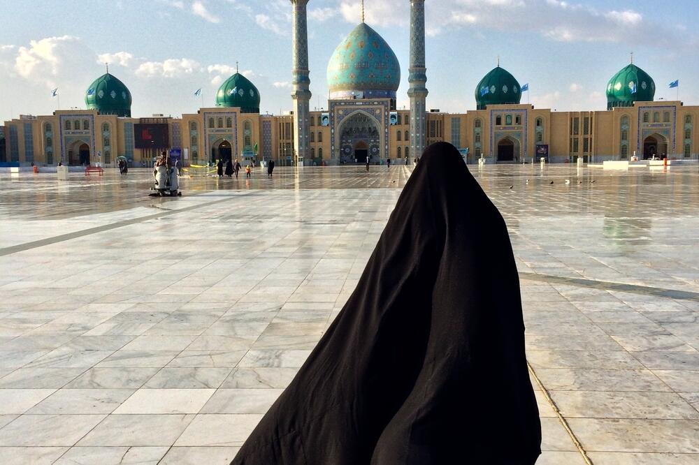 Iran žene, Iran žena, Iranka, Foto: Shutterstock