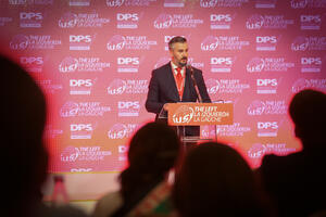 Pejović: Crna Gora umijećem lidera prevazišla prepreke