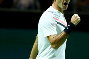Federer je opet teniski kralj