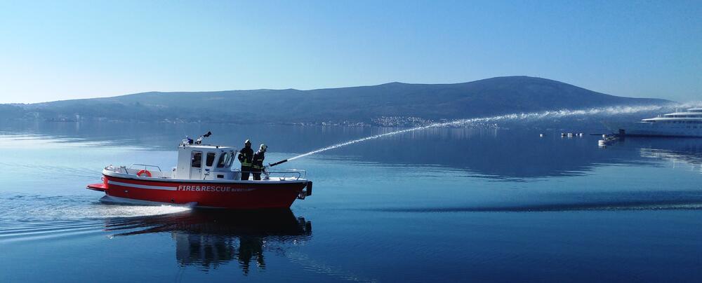 Vatrogasno plovilo Tivat