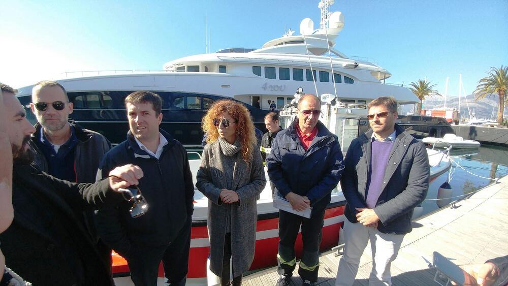 Vatrogasno plovilo Tivat