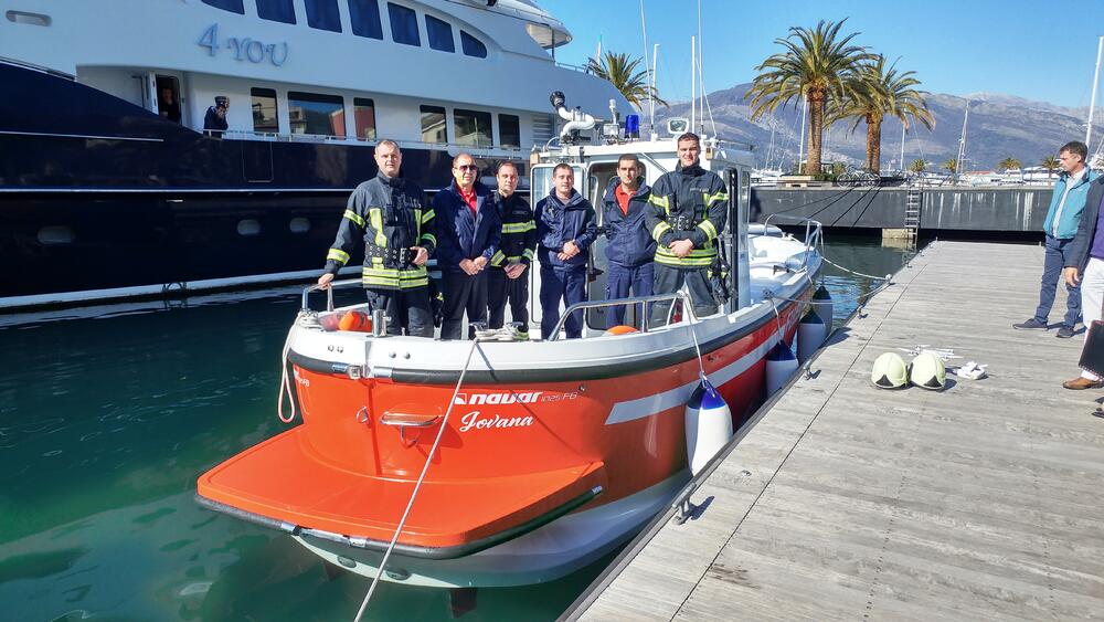 Vatrogasno plovilo Tivat