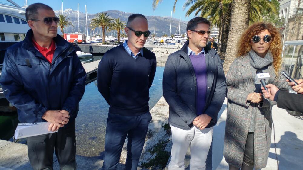 Vatrogasno plovilo Tivat