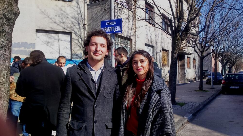 Nikšić postavljanje table, ćirilica