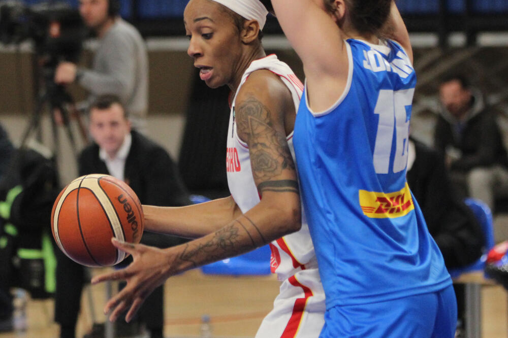 Glori Džonson, Crna Gora - Island, Foto: Filip Roganović