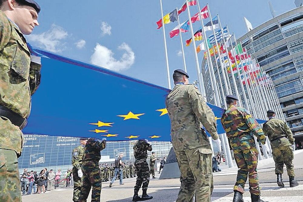 Evropska armija (Novine), Foto: AFP