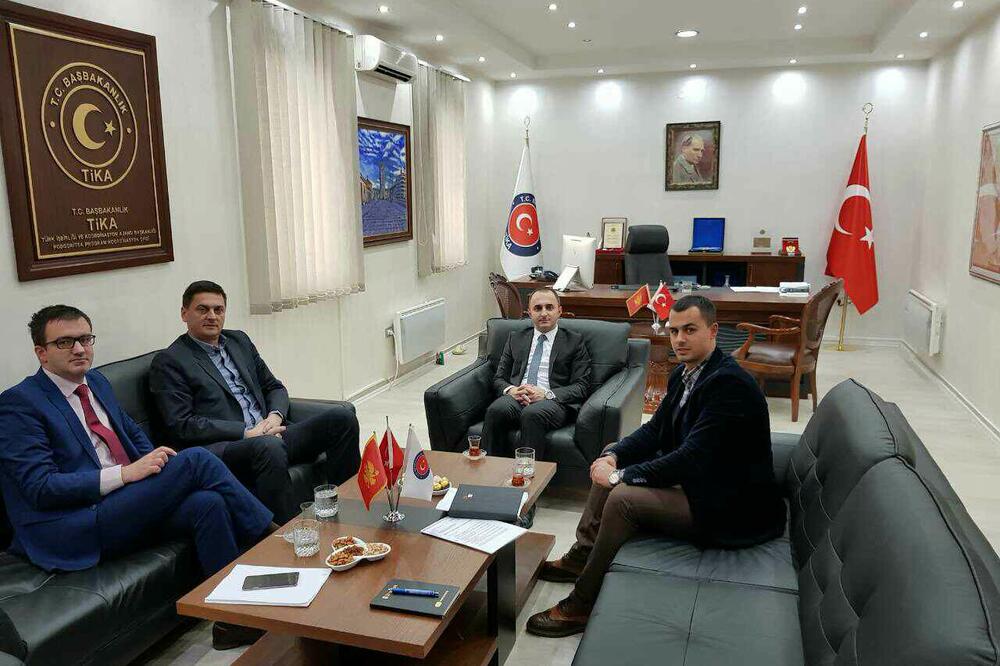 TIKA donacija ministarstvo prosvjete, Foto: Mps.gov.me