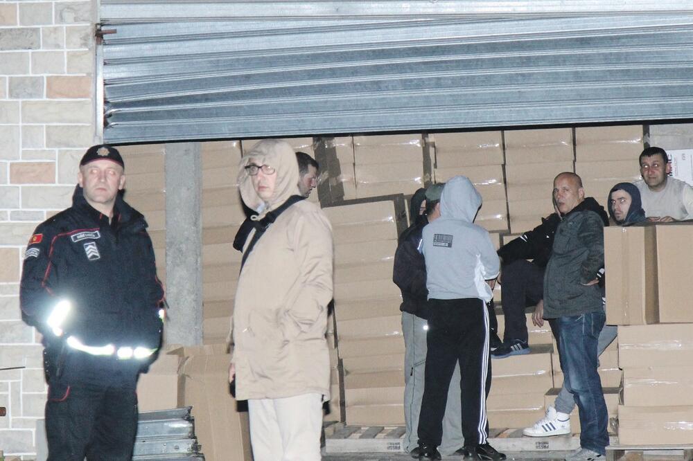 Karabuško polje, cigari, Foto: Filip Roganović