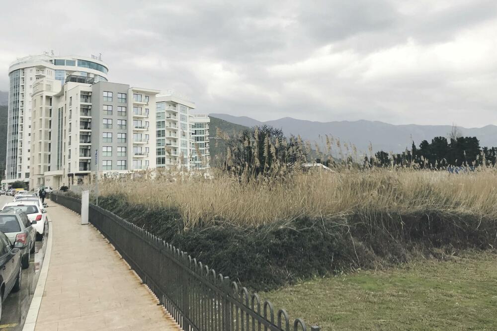 Budva zemlja Budva beach properties, Foto: Vuk Lajović