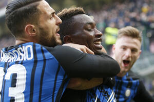 Inter pobijedio poslije više od dva mjeseca, mladi Turčin vuče Romu