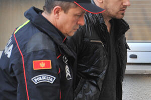 UP: Policajac koji je u januaru dovezao dječaka u bolnicu, nije...