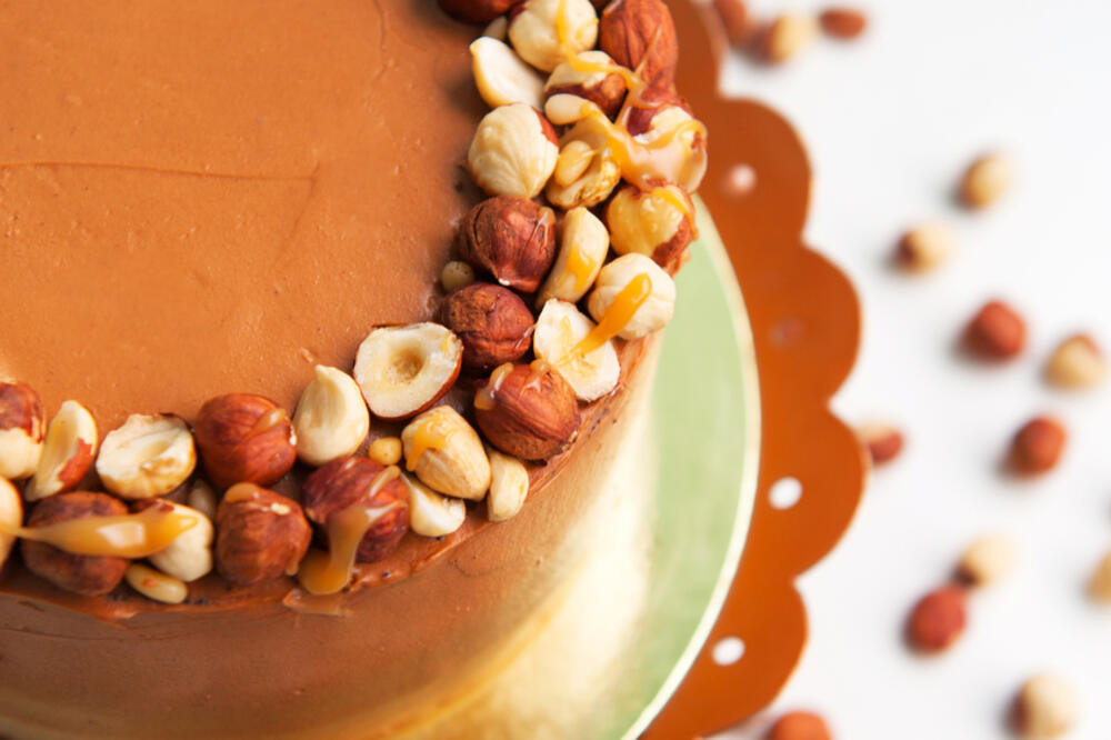 Torta sa orašastim plodovima, Foto: Shutterstock