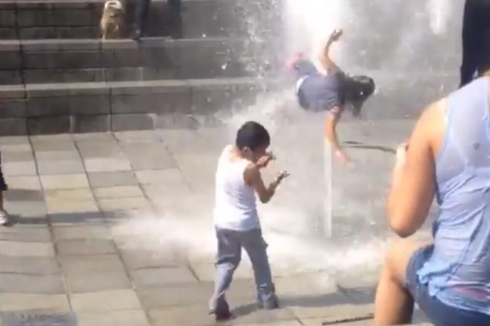 fontana, djeca, Foto: Printscreen