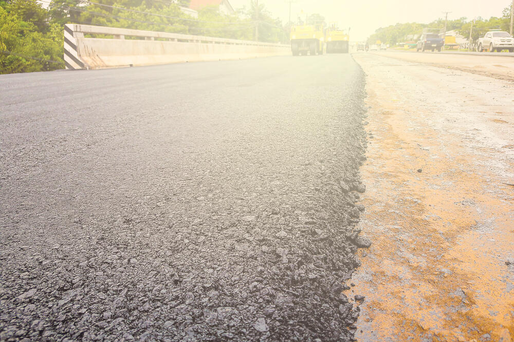 put, asfalt, Foto: Shutterstock.com