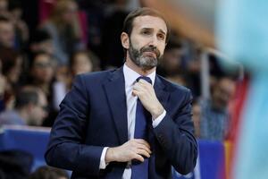 Barselona smijenila Sita Alonsa