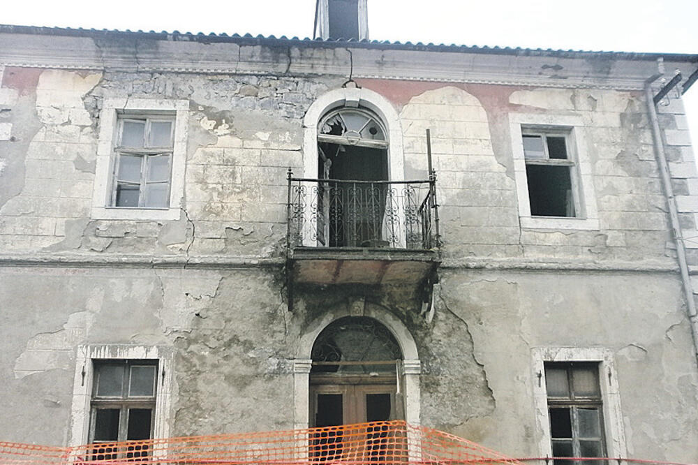 Kolašin zgrada, Foto: Dragana Šćepanović