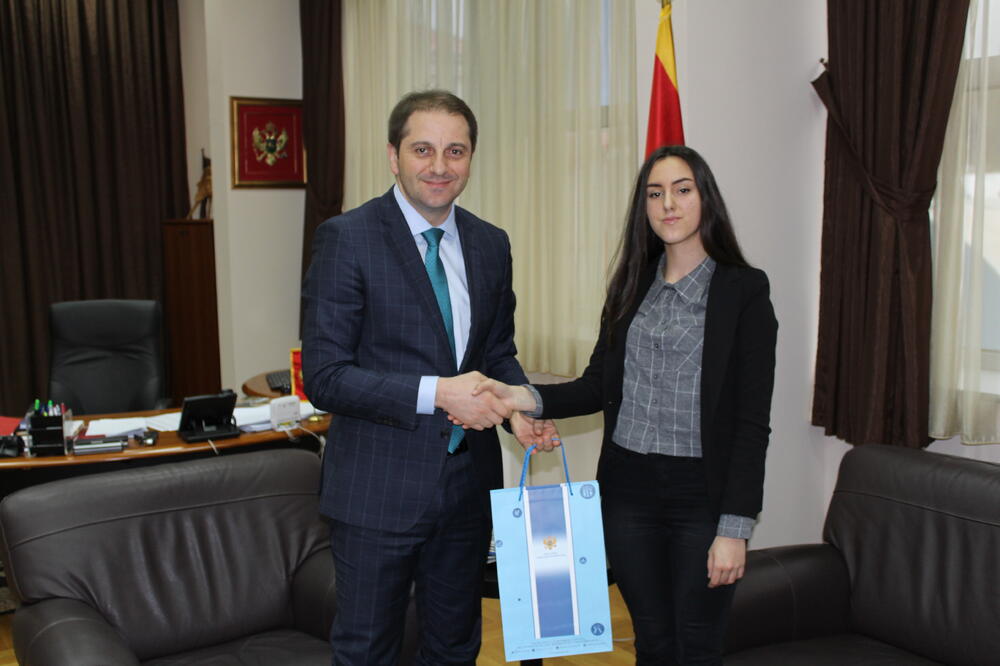 Damir Šehović, Irena Madgalj, Foto: Ministarstvo prosvjete