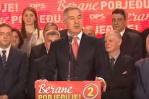 Đukanović: Pobjeda u nedjelju impuls za predsjedničke izbore