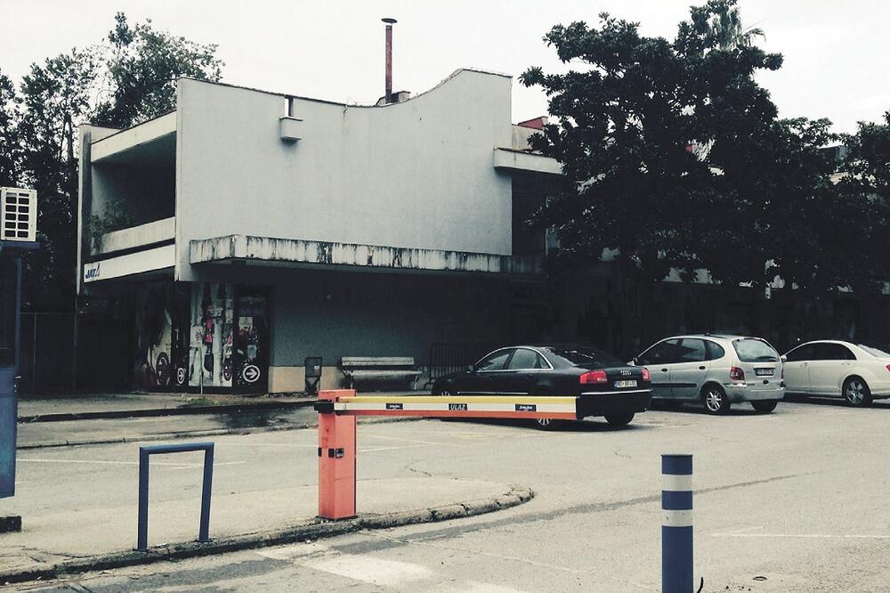 zgrada JAT, Budva, Foto: Vuk Lajović