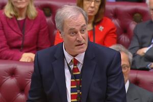 Britanski ministar ponudio ostavku zbog kašnjenja na sjednicu