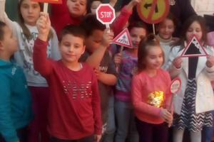 Bar: Đaci "Meksika" uče o pravilima saobraćaja