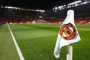 Pukovnika Gadafija su sati dijelili od kupovine Mančester junajteda