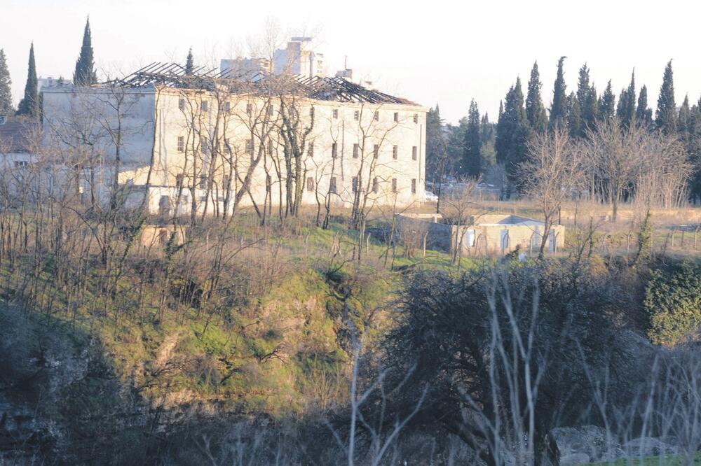 Kasarna Morača, Foto: Luka Zeković