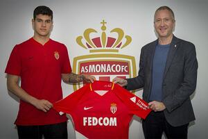 TRANSFERI UŽIVO: Jovetić dobio konkurenciju - italijanski...