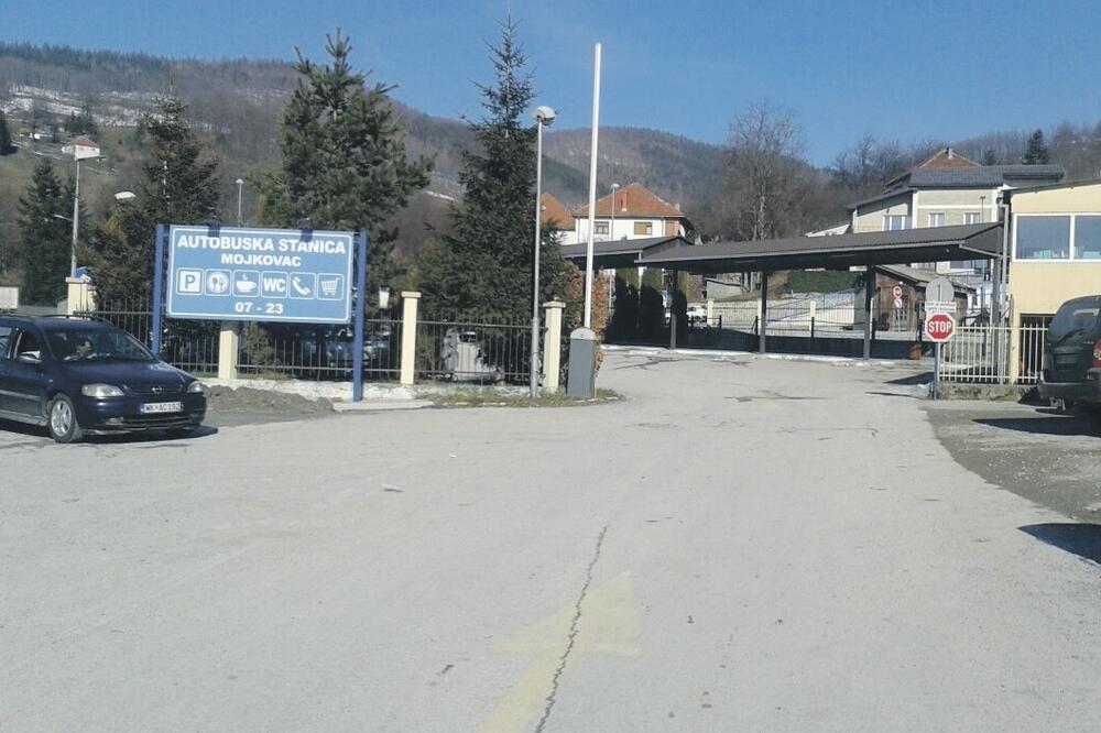 autobuska stanica, Mojkovac, Foto: Privatna arhiva